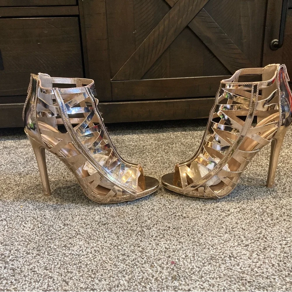 Qupid Rose Gold Heels - Glee-329 - Size 8.5